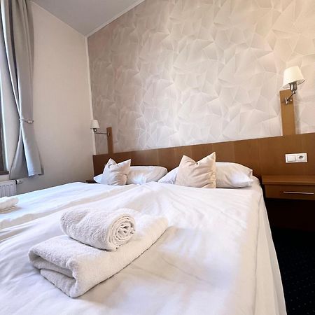 Hotel Apollon Літомержице Екстер'єр фото