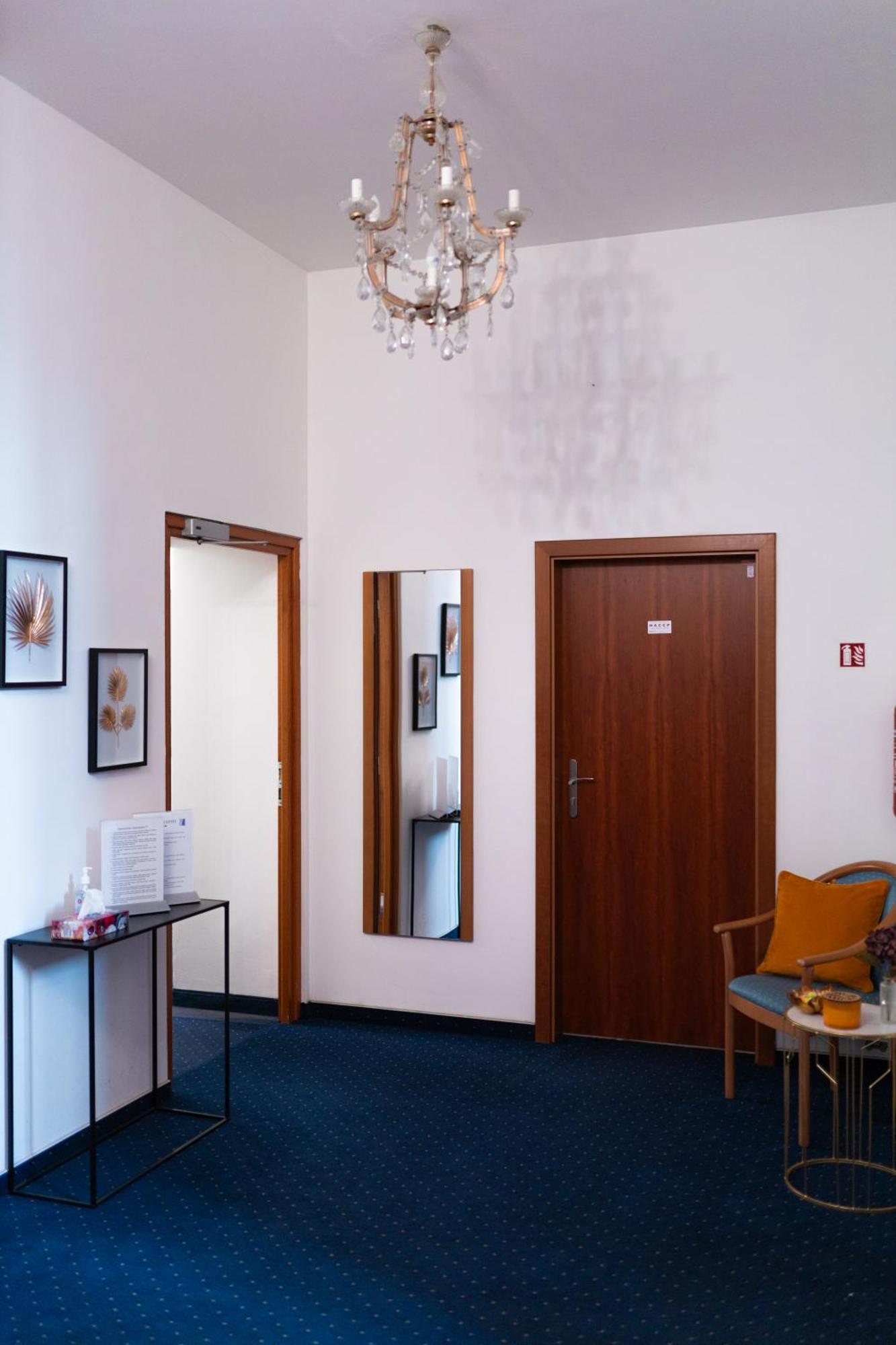 Hotel Apollon Літомержице Екстер'єр фото